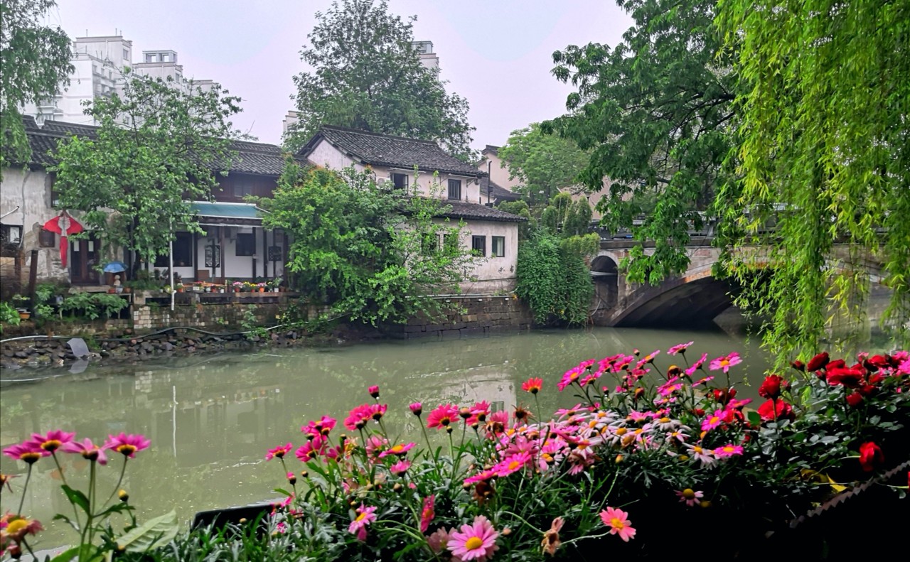 小河直街